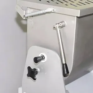 Sistema de apertura y cierre de descarga