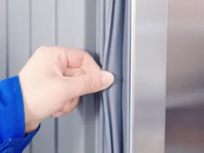 Vitrina refrigerada con puerta de vidrio