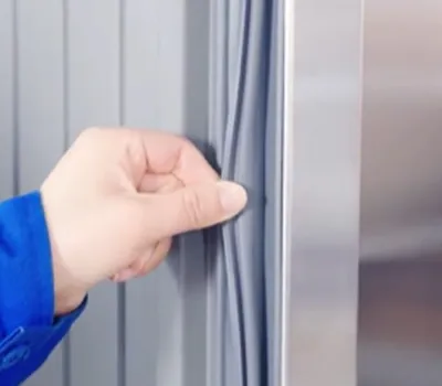 Vitrina refrigerada con puerta de vidrio