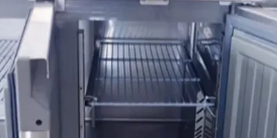 Mesa de trabajo refrigerada comercial